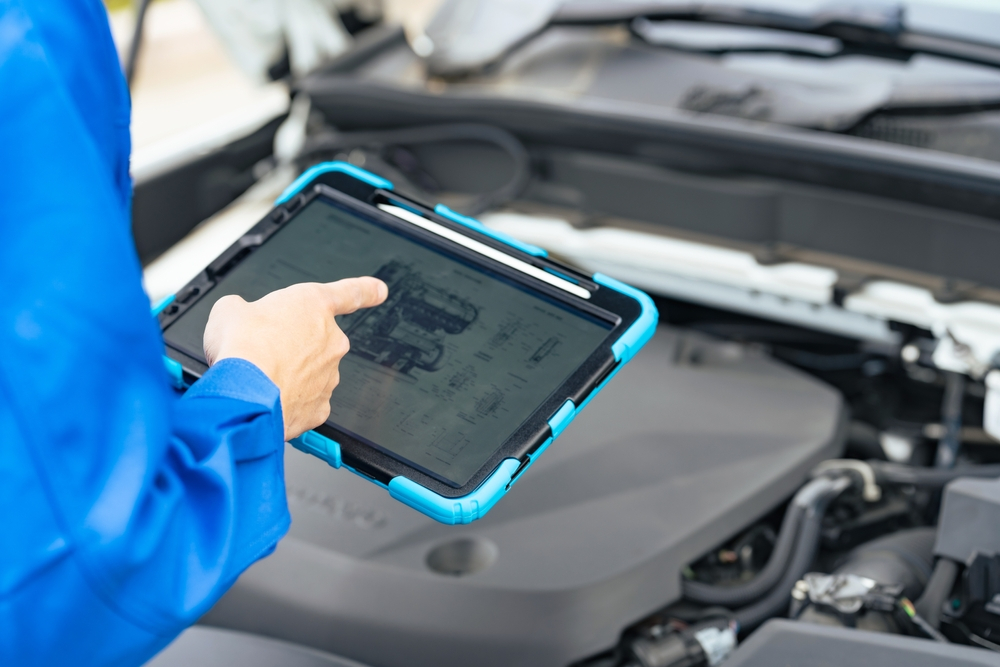 Metre 360 Automotive Tech Master Mechanic Mobile Application providing detailed information on OEM vehicle mechatronics, specifications, standards, maintenance and repairs guidelines